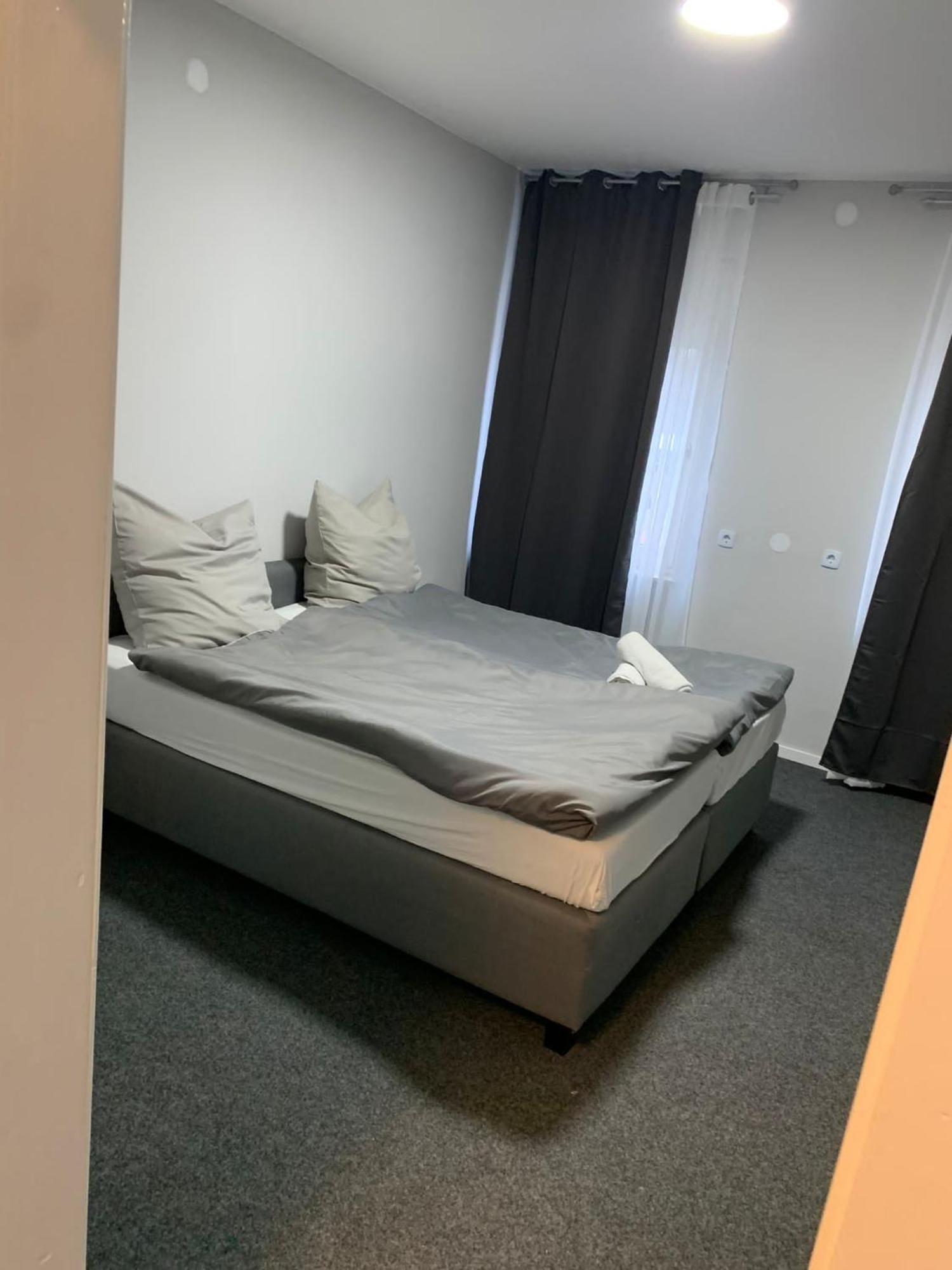 Pension Kluse I Alle Doppel Boxspringbetten Koennen Getrennt Und Als Einzelbett Aufgestellt Werden Iserlohn Exteriör bild